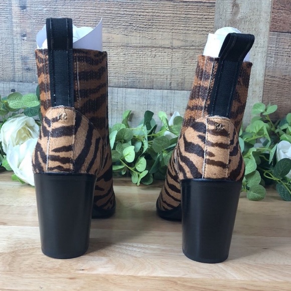 Tiger Print Booties - Picture 6 of 6